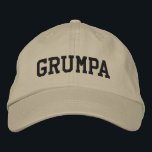 Grumpa | Funny Grumpy Grandpa in Black Geborduurde Pet<br><div class="desc">Eenvoudig retro  tekstontwerp van een fascinerende bijnaam voor grump grandfathers - grumpa.</div>