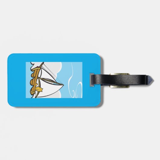 Grumpy Cat op een zeilboot Funny Nautical Cartoon Bagagelabel (Achterkant horizontaal)