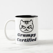 "Grumpy Certified" Funny Cat Meme Design Tweekleurige Koffiemok (Links)