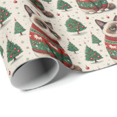 Grumpy Christmas Cat in Ugly Sweater Cadeaupapier (Rol Hoek)