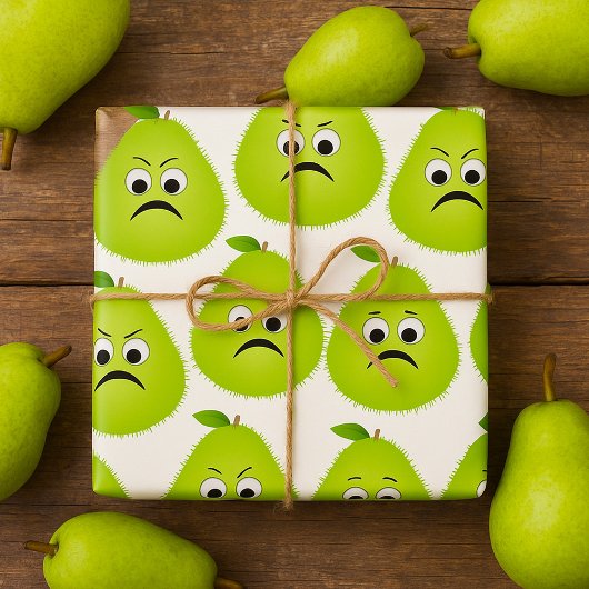 Grumpy Fuzzy Pear Face Grappig Fruit karakter Cadeaupapier