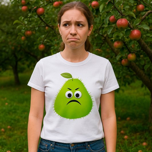 Grumpy Fuzzy Pear Face Grappig Fruit karakter T-shirt