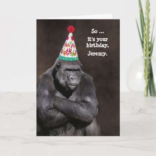 Grumpy Gorilla in Party Hat Birthday Personalized Kaart (Voorkant)