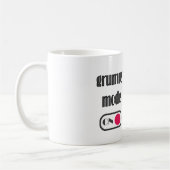 Grumpy mode op een rare vetkat koffiemok (Links)