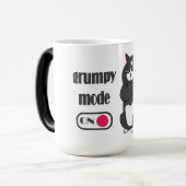 Grumpy mode op een rare vetkat magische mok (Voorkant links)