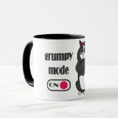 Grumpy mode op een rare vetkat mok (Voorkant links)