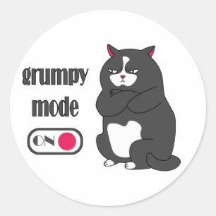 Grumpy mode op een rare vetkat ronde sticker