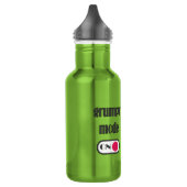 Grumpy mode op een rare vetkat waterfles (Links)