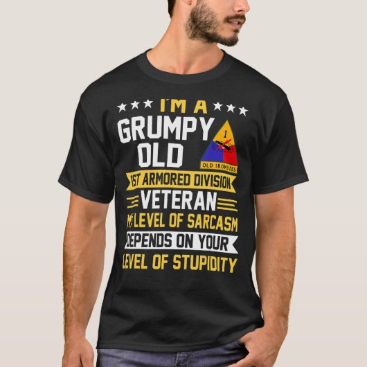Grumpy Old 1st Armored Division Veteran Father Day T-shirt (Voorkant)