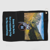 Grumpy Owl Nesting on Monogram Egg Foto Golfhanddoek (Horizontaal)