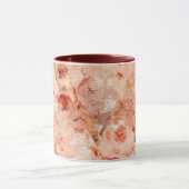 Grunge bloemenpatroon. Koraal achtergrond. Mok (Midden)