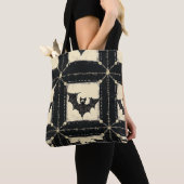 Grunge denim Halloween patchwork met vleermuizen Tote Bag (Dichtbij)