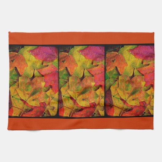 Grunge Fall Leaves Theedoek (Horizontaal)