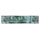 Grunge geverfde graffiti | Moody Plum Paars Green Korte Tafelloper (Horizontaal)