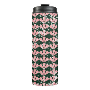 Grunge harten en bloemen patroon. thermosbeker
