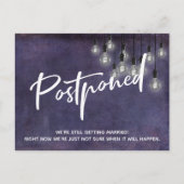 Grunge Paarse Edison Lights Uitgestelde bruiloft Briefkaart (Voorkant)