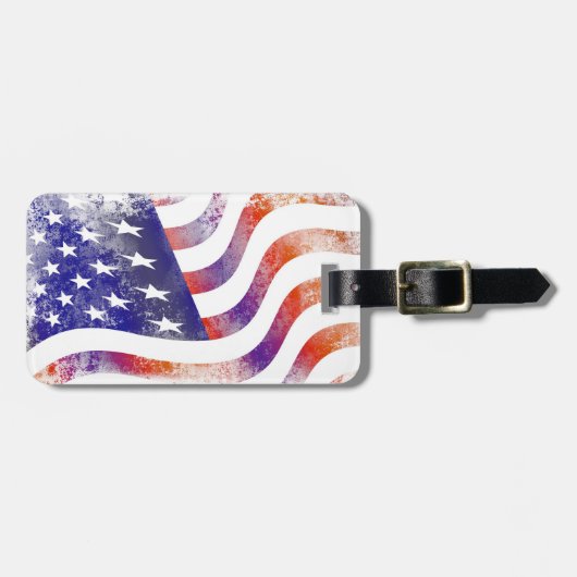 Grunge patriotic stromend Amerikaanse vlag, Old Gl Bagagelabel (Voorkant horizontaal)