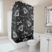 Grunge rock: diamanten, botten. douchegordijn (In situ)