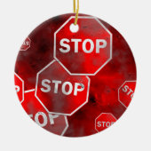 Grunge Stop Sign Keramisch Ornament (Voorkant)