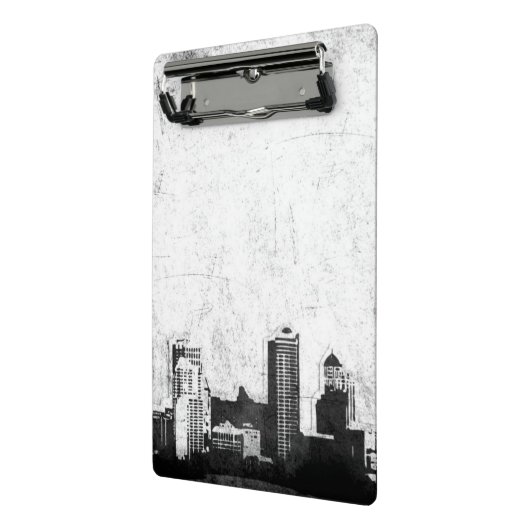 Grungy city background in zwart-wit mini klembord (Angled2)