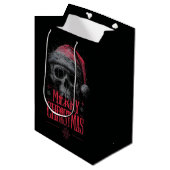Grungy Gothic Skull Wearing a Distressed Santa Hat Medium Cadeauzakje (Voorkant Gekanteld)