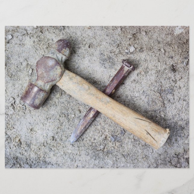 Grungy hammer en chisel (Voorkant)