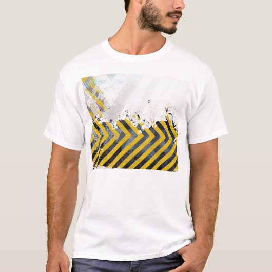 Grungy Hazard Stripes T-shirt (Voorkant)