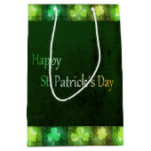 Grungy St. Patrick's Day Shamrocks Medium Gift Bag Cadeauzakje (Voorkant)