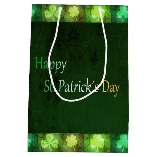 Grungy St. Patrick's Day Shamrocks Medium Gift Bag Medium Cadeauzakje (Achterkant)