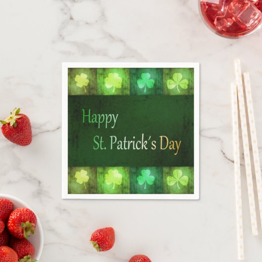 Grungy St. Patrick's Day Shamrocks - Paper Napkin Servet (Insitu)