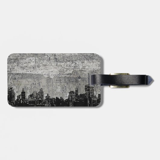 Grungy Urban City Scape Black White Bagagelabel (Achterkant horizontaal)
