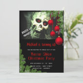 GRUWELIJKE Kerstfeest Uitnodiging Dode Enge Zombie (Staand voorkant)