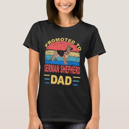 GSD035 - Promoted to German Shepherd Dad T-shirt (Voorkant)