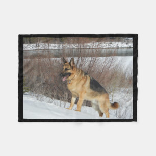 GSD in wintersneeuw Fleece Deken