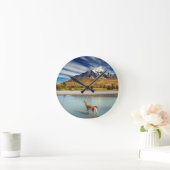 Guanaco over de rivier de Torres del Paine Ronde Klok (Huis)