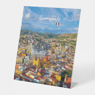 Guanajuato, Mexico - Kleurrijk stadsgezicht Reclamebord Met Voetstuk