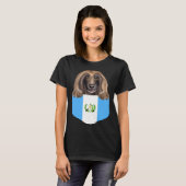 Guatemala Flag Afghan Hound Dog In Pocket T-shirt (Voorkant volledig)