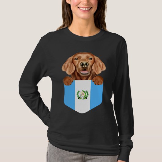 Guatemala Flag Irish Setter Dog In Pocket T-shirt (Voorkant)
