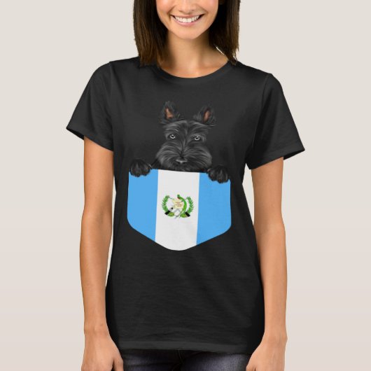 Guatemala Flag Scottish Terrier Dog In Pocket T-shirt (Voorkant)