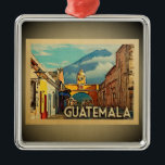Guatemala Ornament Vintage Travel<br><div class="desc">Een coole  Guatemala-versiering met de Santa Catalina Arch in Antigua.</div>
