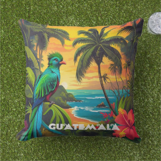 Guatemala Reis Vintage Poster Quetzal Buitenkussen