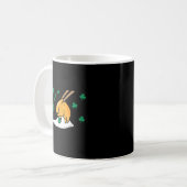 Gudetama Pinch niet op Sint Patrick's Day Koffiemok (Voorkant links)