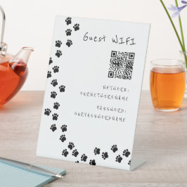 Guest wifi QR code dog pad Reclamebord Met Voetstuk
