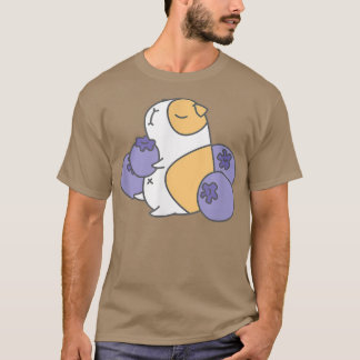 Guinea pig and blueberry  t-shirt