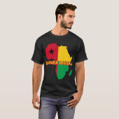 Guinee-Bissau-Guinee-Bissau Pride Vlag Kaart Afrik T-shirt (Voorkant volledig)