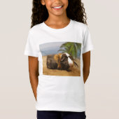 Guinese varken onder palmboomschenkel t-shirt (Voorkant)