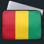 Guinese vlag laptop sleeve<br><div class="desc">Een ideaal geschenk voor al diegenen die patriottisch zijn van hun land!</div>