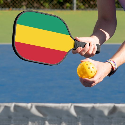 Guinese vlag pickleball paddle (Insitu)