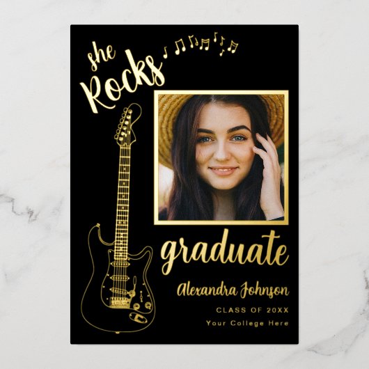 Guitar Rock Music Graduation Party Zwart en Goud Folie Uitnodiging (Voorkant)