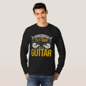 Guitarist onderschat nooit een oud Man met een GU T-shirt (Voorkant volledig)